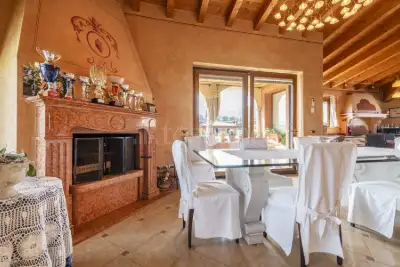 Villa in vendita, Via Aldo Moro, Provaglio d'Iseo