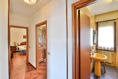 Casa in vendita, Via Giovanni Papini, Como