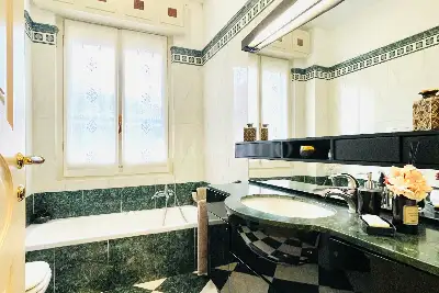 Casa in vendita, Via Costalunga, Brescia