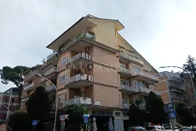 Casa in vendita, Via Enrico di San Martino Valperga , Roma