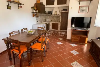Villa in vendita, Via Sambucia, Palermo