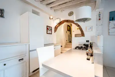 Casa in vendita, Via Romana di Quarto, Genova