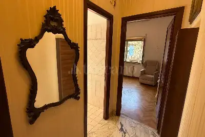 Casa in vendita, Via della Consolata, Roma