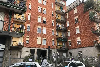 Magazzino in vendita, Via Francesco Paolo Michetti, Milano