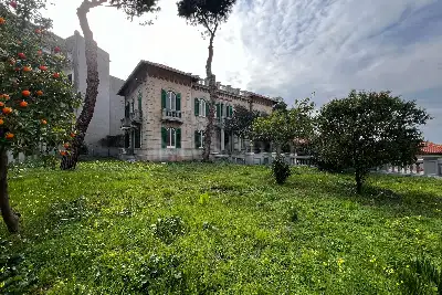 Villa in vendita, Via Demetrio Tripepi, Reggio di Calabria
