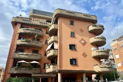 Casa in vendita, Via Giacomo Zanella, Roma