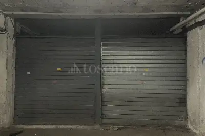 Box in vendita, Via Marsiglia, Pomezia