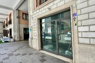 Negozio in affitto, Avellino - Via Mancini, Avellino
