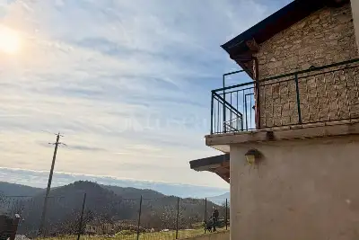 Casa Indipendente in vendita, Via Castello, Serle