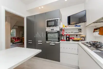 Villa in vendita, Via Privata Bitonto, Milano