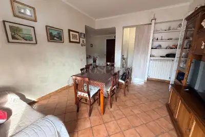 Casa in vendita, Via Metastasio, Pomezia