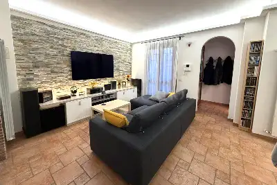 Villino a Schiera in vendita, Via Morsasco, Roma