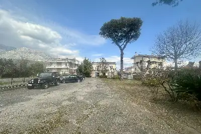 Casa Indipendente in vendita, Via Appia Lato Napoli, Formia