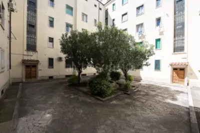 Casa in vendita, Via Apuania, Roma