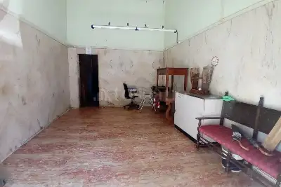 Negozio in vendita, Via Lucrino, Roma