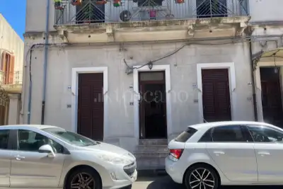 Casa in vendita, Via F. Crispi, Santa Teresa di Riva