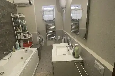 Casa in vendita, Via Silvio Pellico, Pomezia