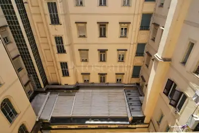 Casa in vendita, Via Santa Lucia, Napoli