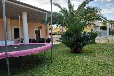 Villa Bifamiliare in vendita, Via San Giuseppe, Cisterna di Latina