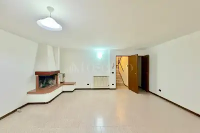 Villino a Schiera in vendita, Via T. Albinoni, Desenzano del Garda