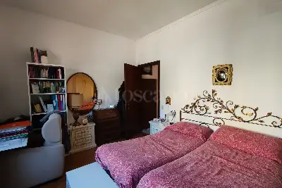 Casa in vendita, Via della Consolata, Roma