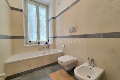 Casa in vendita, Via Carlo Poma, Milano