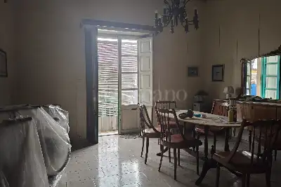 Casa Indipendente in vendita, Via Faraci, Catania