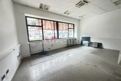 Negozio in vendita, Viale Regione Siciliana , Palermo