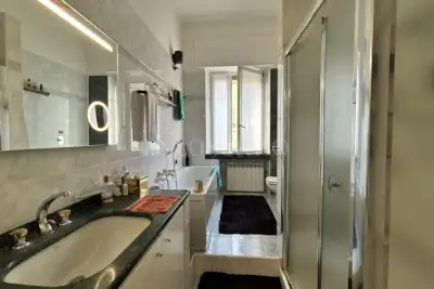 Casa in vendita, Via Giuseppe Parini, Monza