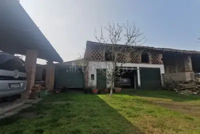 Casa Indipendente in vendita, Via A. Depretis, Bressana Bottarone