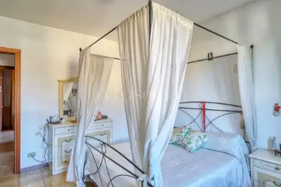 Casa in vendita, Via Statale, Marchirolo