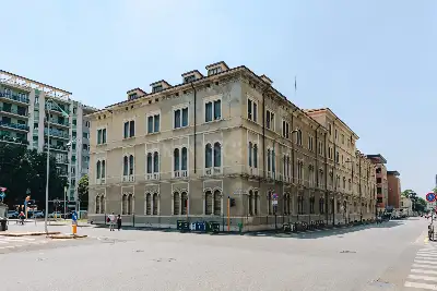 Palazzo in vendita, Via Vittorio Emanuele 50, Brescia