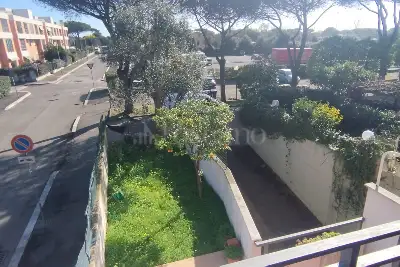 Villino a Schiera in vendita, Via Franco Gentilini, Roma