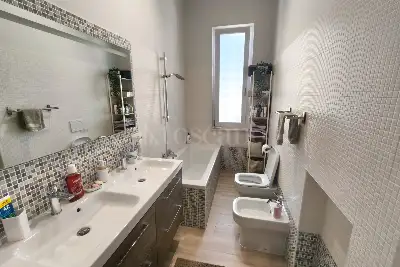 Villa in vendita, Via Torcegno, Roma