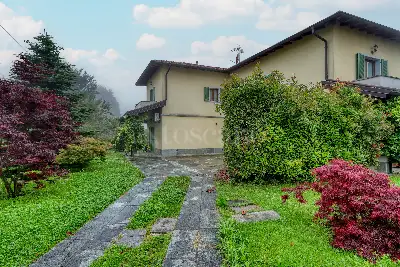 Villa in vendita, Via Vecchia Tramvia, Cunardo