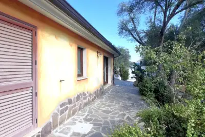 Casa Indipendente in vendita, Strada Statale Orientale Sarda, Olbia