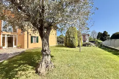 Casa in vendita, Via Lugana, Peschiera del Garda