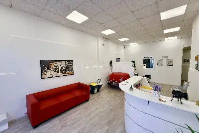 Negozio in vendita, Via Vittorio Veneto, Nettuno