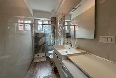 Casa in vendita, Via Luigi Sordello, Milano