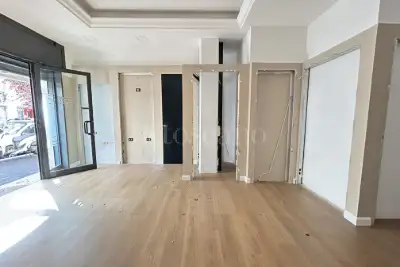 Negozio in affitto, Via del Vascello, Roma