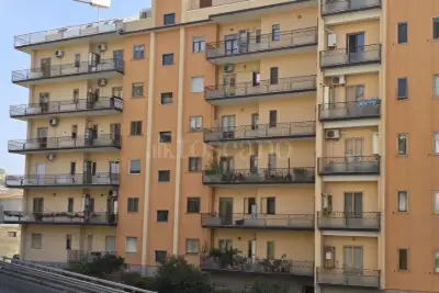 Casa in vendita, Viale Vincenzo de Filippis, Catanzaro