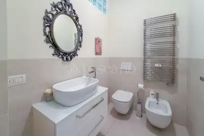 Casa in vendita, Viale Luigi Majno, Milano