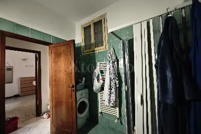 Casa in vendita, Via Camollia, Siena