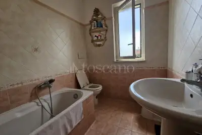 Casa Indipendente in vendita, Via Lombardia, Anzio