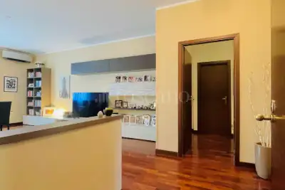 Casa in vendita, Via Casazza, Brescia