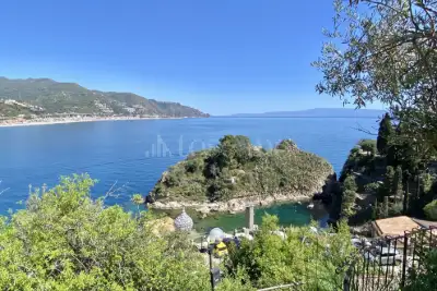 Casa Indipendente in vendita, Via Nazionale, Taormina