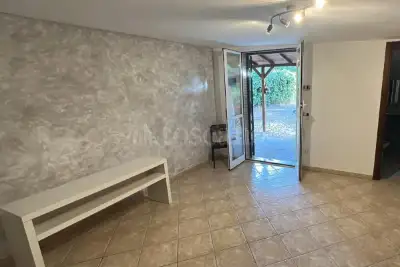 Casa Indipendente in vendita, Via Antonio Neviani, Roma