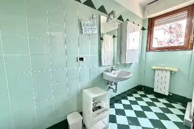 Casa in vendita, Via Angelo Inganni, Milano