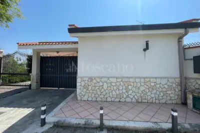Villa in vendita, Via Sambucia, Palermo