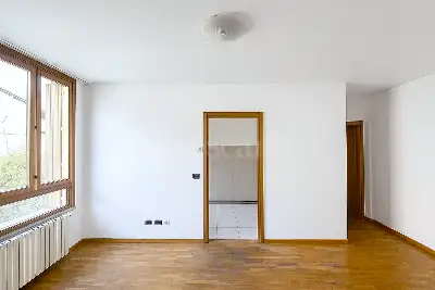 Casa in vendita, Via Correggio, Monza